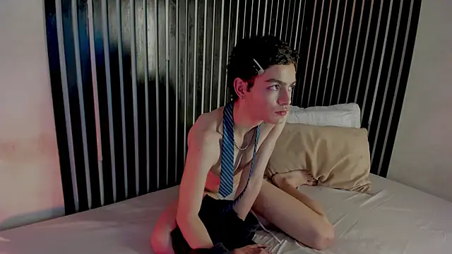 Val Guerra online show from November 27, 2:34 am