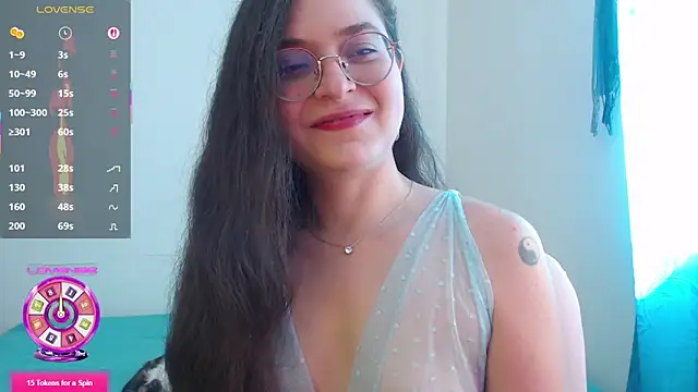 Snapshot of Vicky_cristinax chatting on December 17, 6:02 pm Vicky cristinax online show from December 17, 6:02 pm