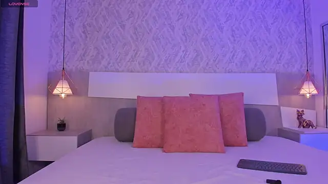 Vittoria  rossi online show from April 15, 3:05 pm