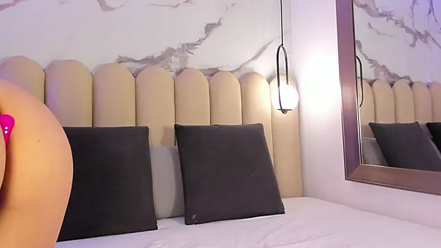 Vittoria  rossi online show from November 25, 2:17 pm