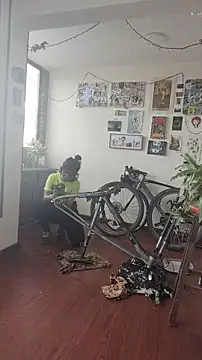 Neciaa online show from April 8, 9:16 pm