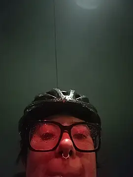 Neciaa online show from April 28, 1:15 am