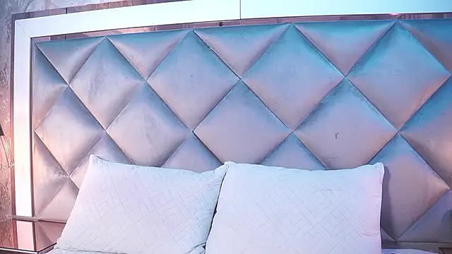  giggy 2 online show from March 12, 11:58 am