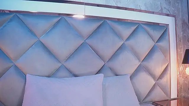  giggy 2 online show from April 8, 11:44 am