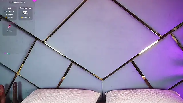  giggy 2 online show from December 17, 12:10 pm