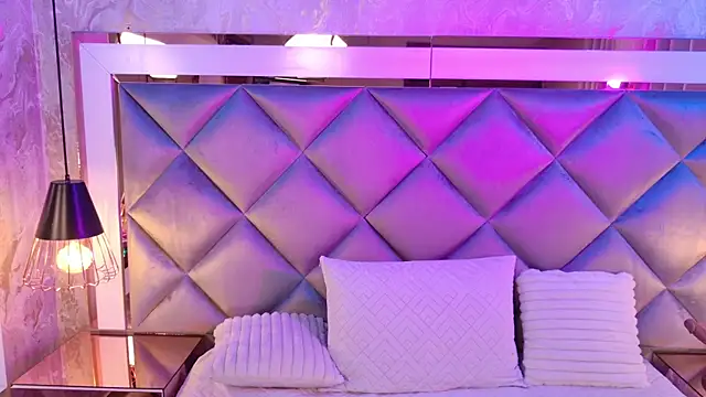 Snapshot of _giggy_2 chatting on November 28, 11:54 am giggy 2 online show from November 28, 11:54 am