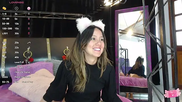 LunaaMorena online show from November 29, 1:44 pm