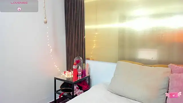 LunaaMorena online show from November 11, 2:01 pm