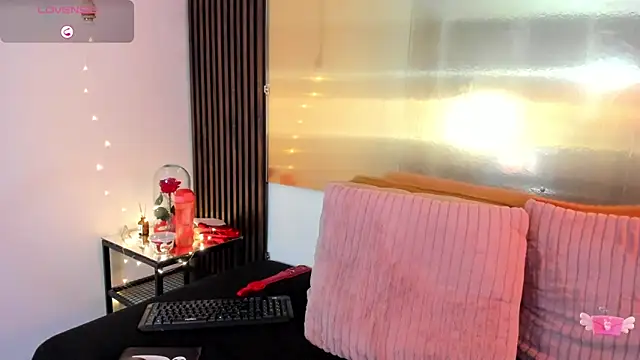 LunaaMorena online show from December 16, 2:21 pm