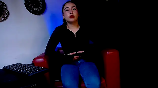 Snapshot of Valeria1126 chatting on October 25, 1:01 pm Valeria1126 online show from October 25, 1:01 pm