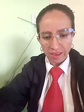 Snapshot of Valentina--1 chatting on November 11, 11:49 am Valentina--1 online show from November 11, 11:49 am