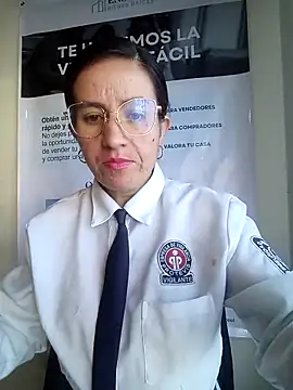 Snapshot of Valentina--1 chatting on November 29, 12:05 pm Valentina--1 online show from November 29, 12:05 pm