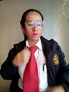 Snapshot of Valentina--1 chatting on November 26, 2:28 pm Valentina--1 online show from November 26, 2:28 pm