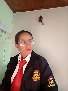 Snapshot of Valentina--1 chatting on October 30, 12:03 pm Valentina--1 online show from October 30, 12:03 pm