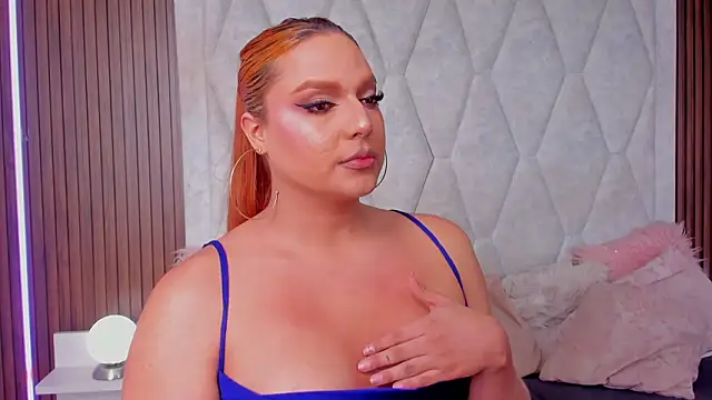 Snapshot of IrinaaVega chatting on February 16, 7:56 pm IrinaaVega online show from February 16, 7:56 pm