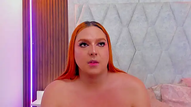 Snapshot of IrinaaVega chatting on February 19, 11:34 pm IrinaaVega online show from February 19, 11:34 pm