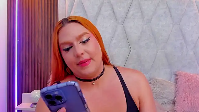 Snapshot of IrinaaVega chatting on February 6, 10:06 pm IrinaaVega online show from February 6, 10:06 pm