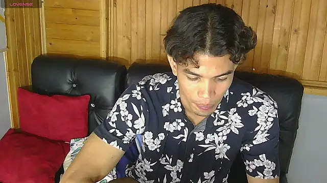 JackLauree online show from October 29, 11:58 pm