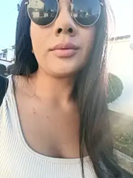 Snapshot of ScarlettParker chatting on December 17, 12:32 pm ScarlettParker online show from December 17, 12:32 pm