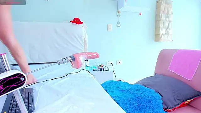 Luna Raay online show from January 31, 7:56 pm