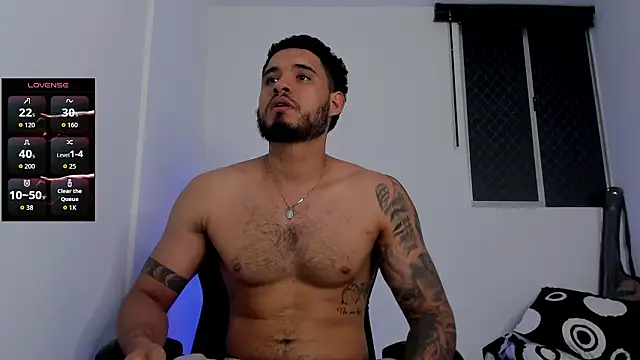 AUSTINN TORRES online show from February 13, 1:38 am