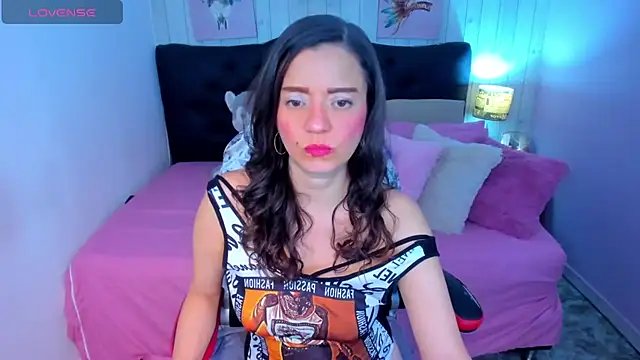  Rachel Jones  online show from July 27, 11:34 pm