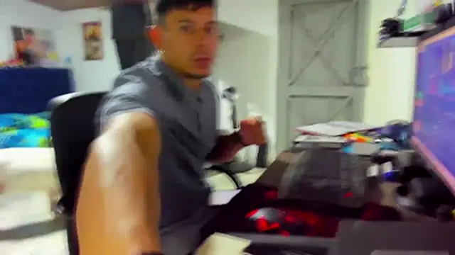 Malek Ivonny online show from November 11, 2:39 am