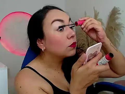 Snapshot of Yadis_hot chatting on November 10, 9:31 pm Yadis hot online show from November 10, 9:31 pm