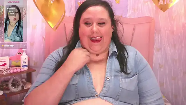 Snapshot of marianabbw30 chatting on February 27, 2:39 pm marianabbw30 online show from February 27, 2:39 pm