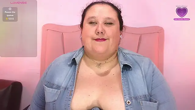 Snapshot of marianabbw30 chatting on November 1, 2:07 am marianabbw30 online show from November 1, 2:07 am