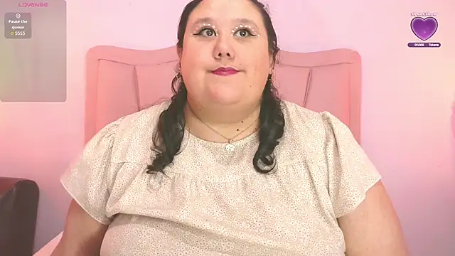 Snapshot of marianabbw30 chatting on December 2, 2:01 am marianabbw30 online show from December 2, 2:01 am