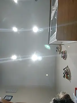 Snapshot of susylux chatting on November 29, 5:13 pm susylux online show from November 29, 5:13 pm