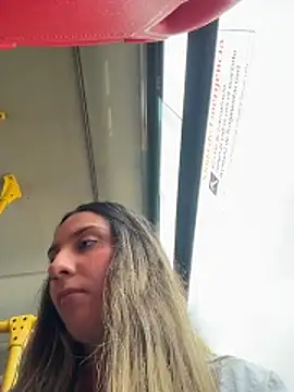 sarah honey   online show from November 23, 3:44 pm