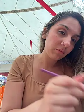 sarah honey   online show from December 18, 4:00 pm