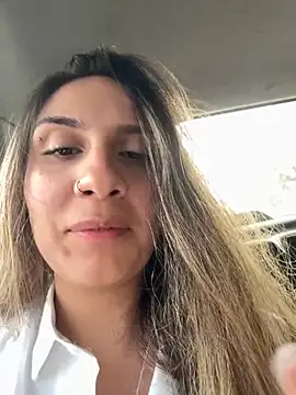 sarah honey   online show from November 5, 1:36 pm