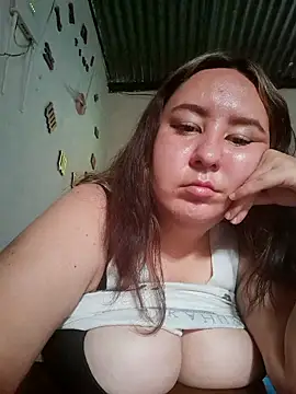 Snapshot of SaraCute_1 chatting on October 27, 2:07 pm SaraCute 1 online show from October 27, 2:07 pm