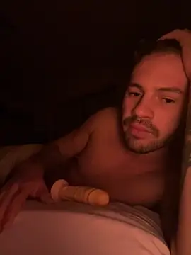 Snapshot of deathnightten chatting on December 1, 3:18 am deathnightten online show from December 1, 3:18 am