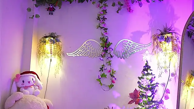 ISA NIXON online show from December 16, 8:57 pm