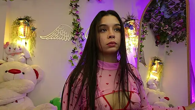 ISA NIXON online show from February 13, 11:05 pm