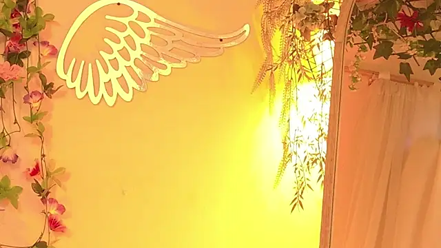 ISA NIXON online show from April 11, 10:24 pm