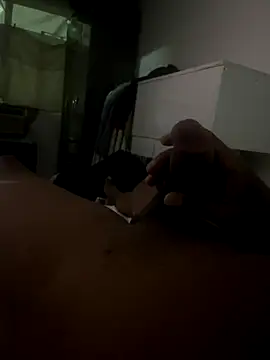 Snapshot of pequenohomem chatting on November 18, 1:43 am pequenohomem online show from November 18, 1:43 am