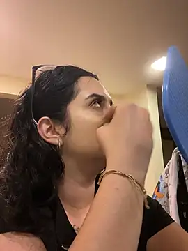 Snapshot of Kloe_Novoa chatting on March 2, 12:12 pm Kloe Novoa online show from March 2, 12:12 pm