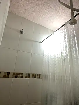 Kloe Novoa online show from November 13, 1:15 pm