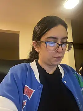 Kloe Novoa online show from April 15, 12:10 pm