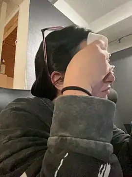 Snapshot of Kloe_Novoa chatting on January 7, 1:16 pm Kloe Novoa online show from January 7, 1:16 pm