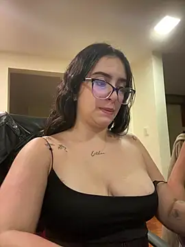 Kloe Novoa online show from March 30, 12:06 pm