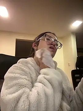 Kloe Novoa online show from March 11, 12:54 pm