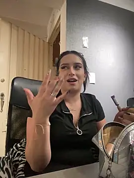 Snapshot of Kloe_Novoa chatting on February 17, 1:41 pm Kloe Novoa online show from February 17, 1:41 pm