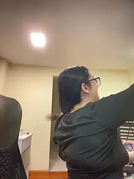 Snapshot of Kloe_Novoa chatting on February 28, 1:44 pm Kloe Novoa online show from February 28, 1:44 pm