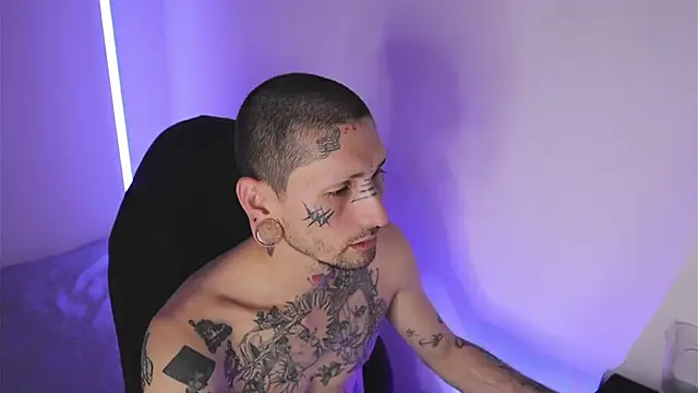 TokyoHatsumoto online show from February 13, 11:16 pm